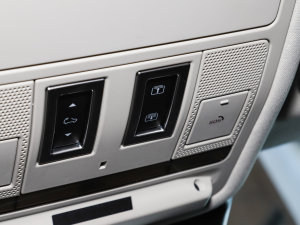 2022OL 249PS R-Dynamic A п؅^