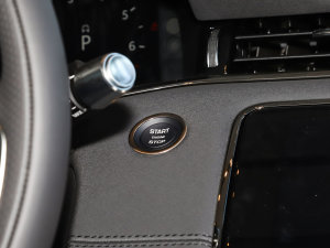 2022OL 249PS R-Dynamic A п؅^