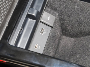 2022OL 249PS R-Dynamic A п؅^