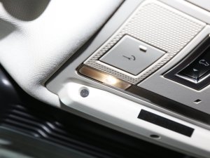 2022Ŀ OL 249PS R-Dynamic A п؅^