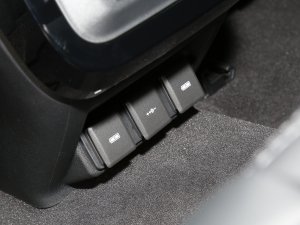 2022Ŀ OL 249PS R-Dynamic A п؅^(q)