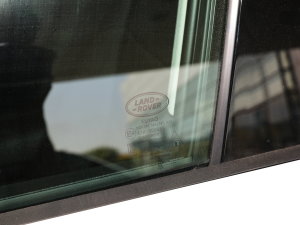 2022��O��L P300e ���ܰ� �������^