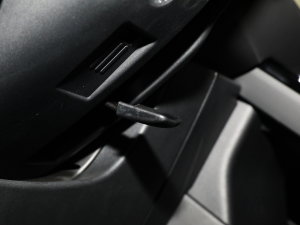 2022��O��L P300e ���ܰ� �п؅^(q��)