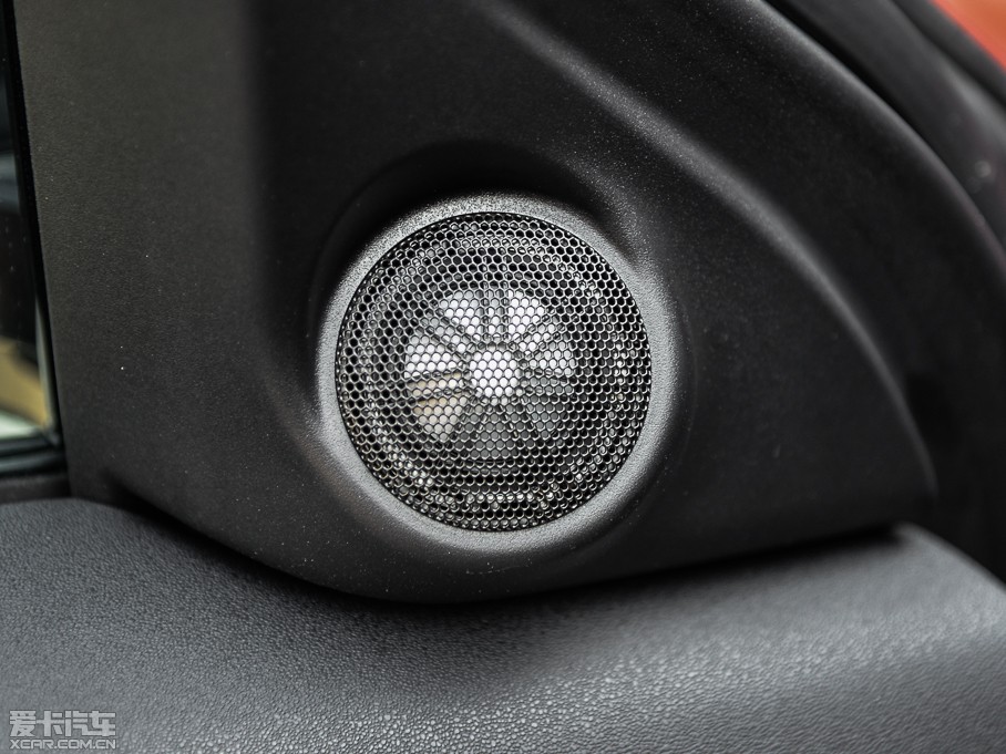 2015��٘O�� 2.0T 5�T�J�Ӱ�