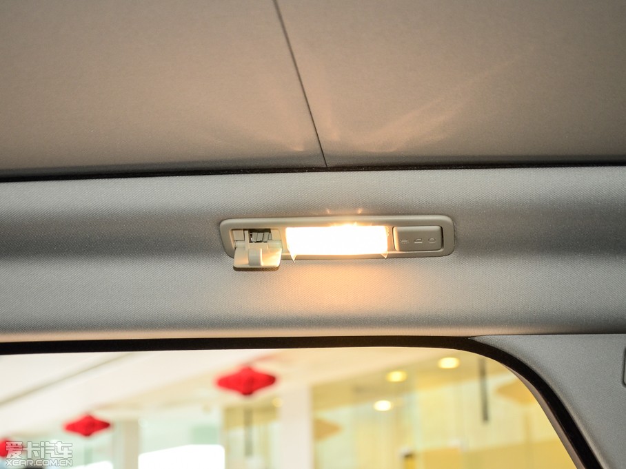 2015٘O 2.0T 5TJӰ