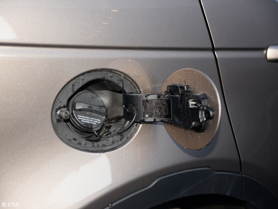 2016l(f)F(xin) 2.0T HSE LUXURY