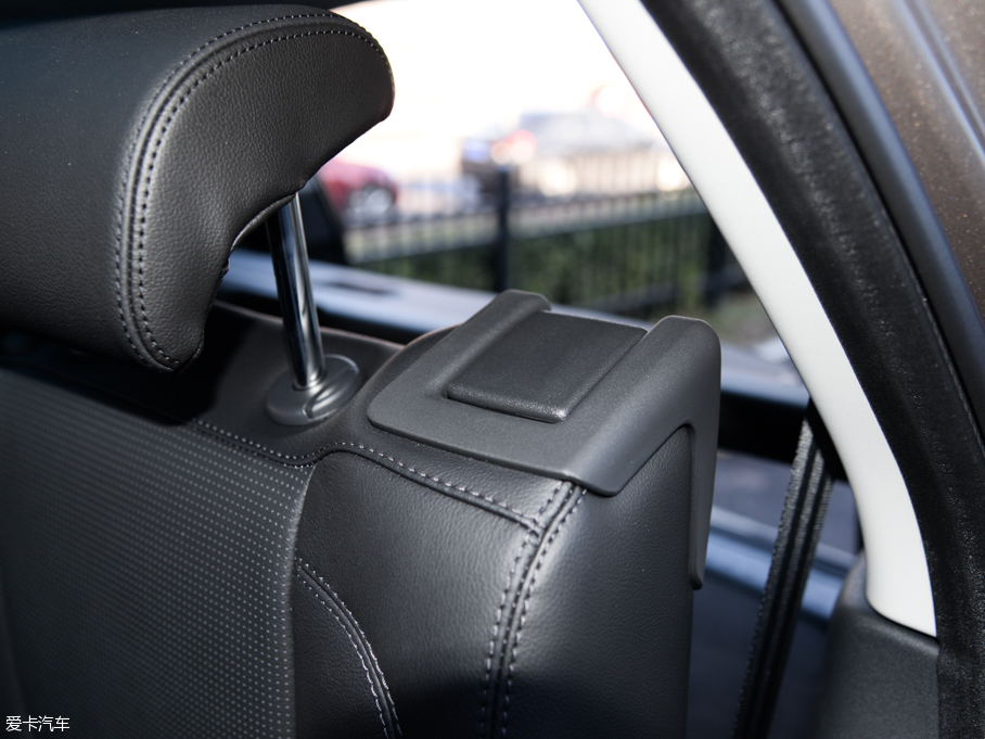 2016lF 2.0T HSE LUXURY