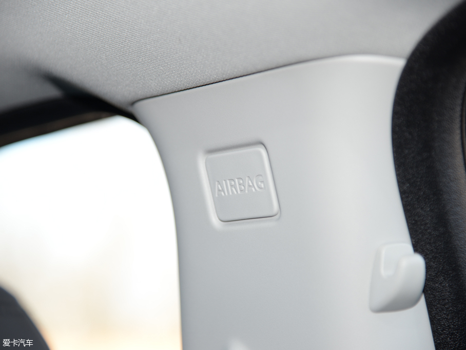 2016lF 2.0T HSE LUXURY