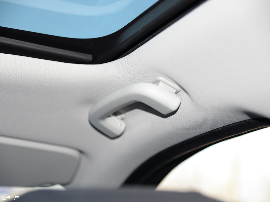 2016lF 2.0T HSE LUXURY