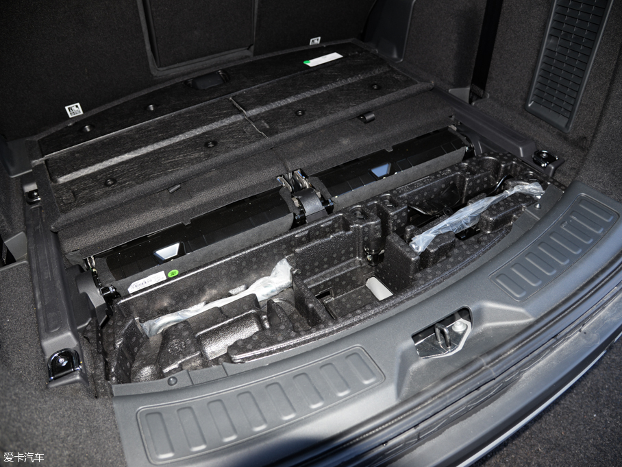 2016l(f)F(xin) 2.0T HSE LUXURY