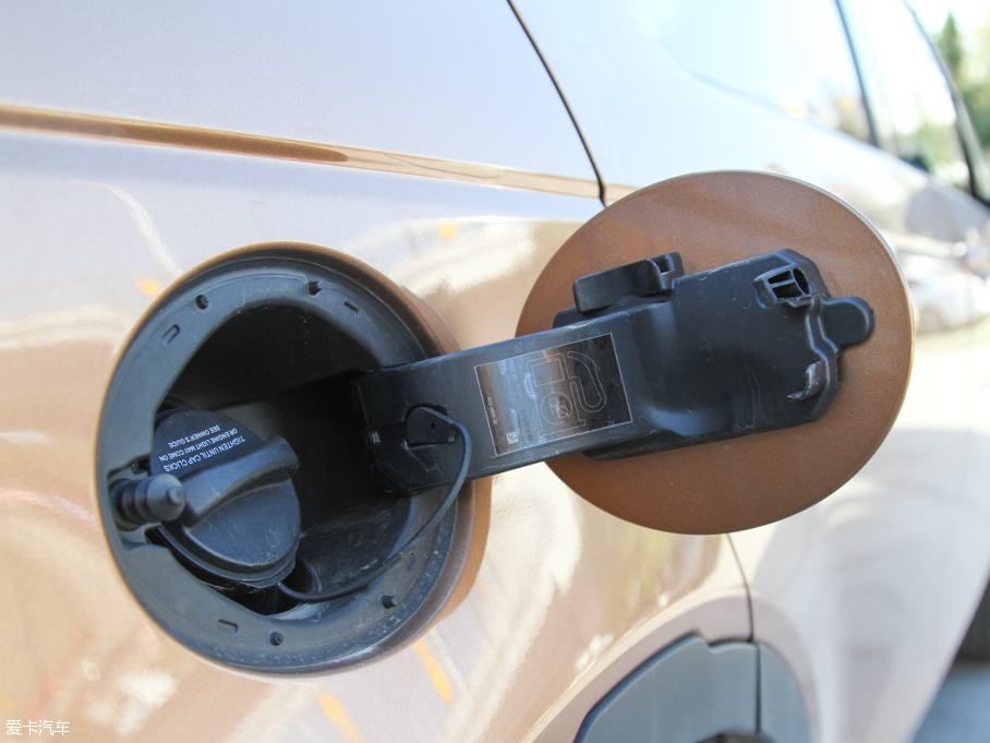 2016��l�F���� 2.0T ����������