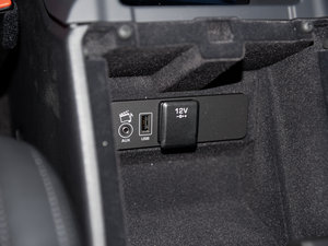 20162.0T HSE LUXURY g