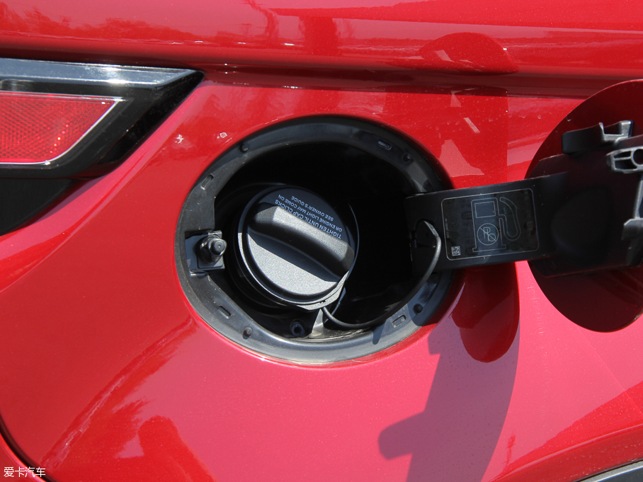 2016٘O 2.0T SE ҫ