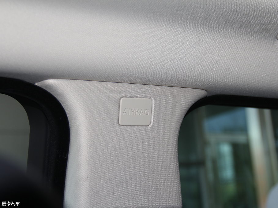 2016٘O 2.0T SE ҫ