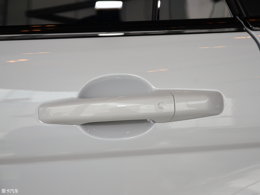 2016٘O 2.0T SE ҫ