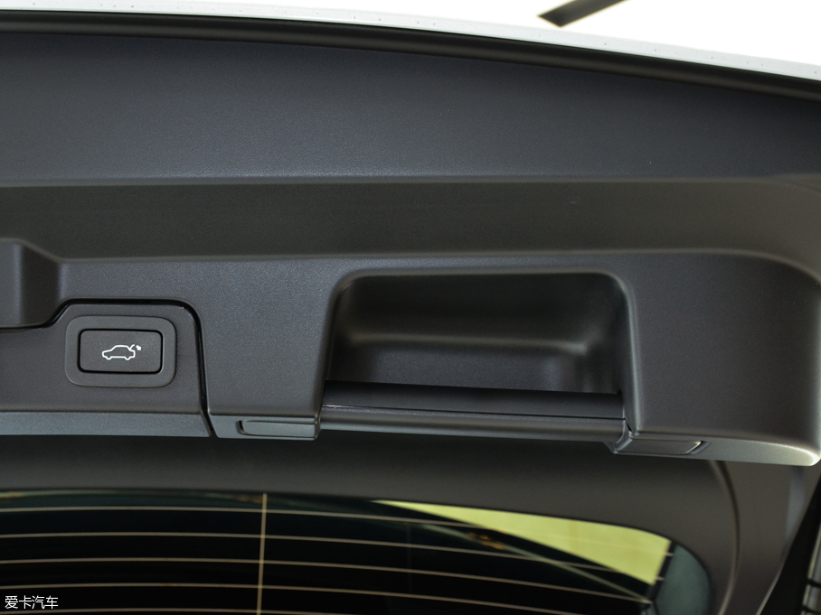 2016٘O 2.0T SE ҫ