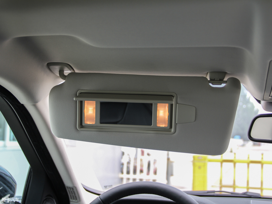 2016٘O 2.0T SE ҫ