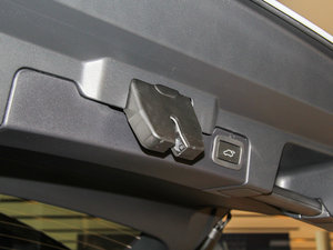 20162.0T HSE DYNAMIC Ӱ g