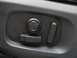 20162.0T SE PLUS  {{