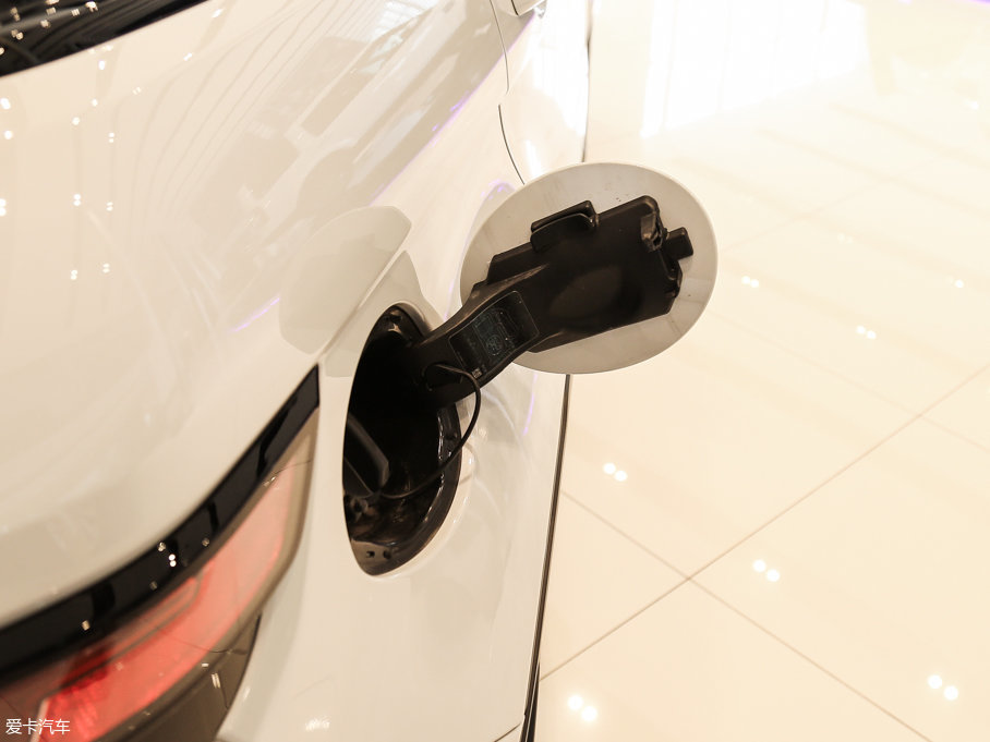 2017٘O 2.0T SE PIUS 