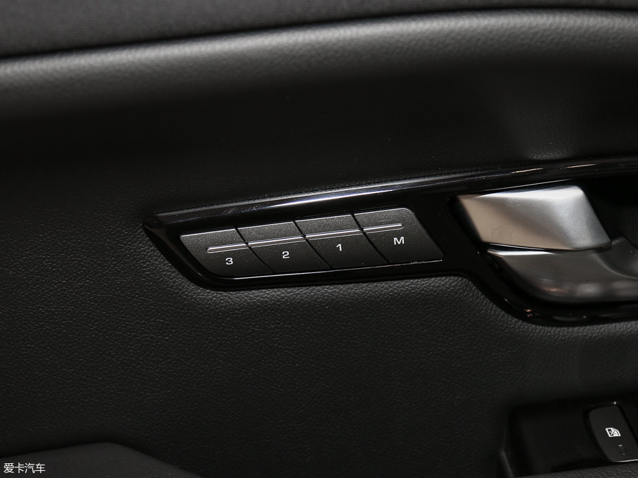 2017٘O 2.0T SE PIUS 