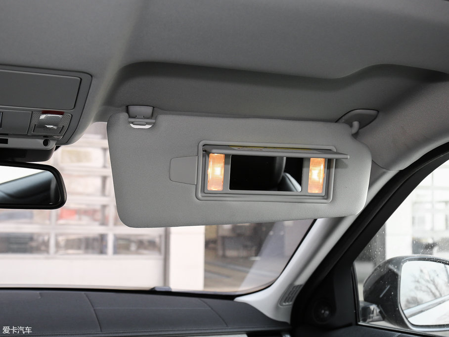 2017٘O 2.0T PURE Lа