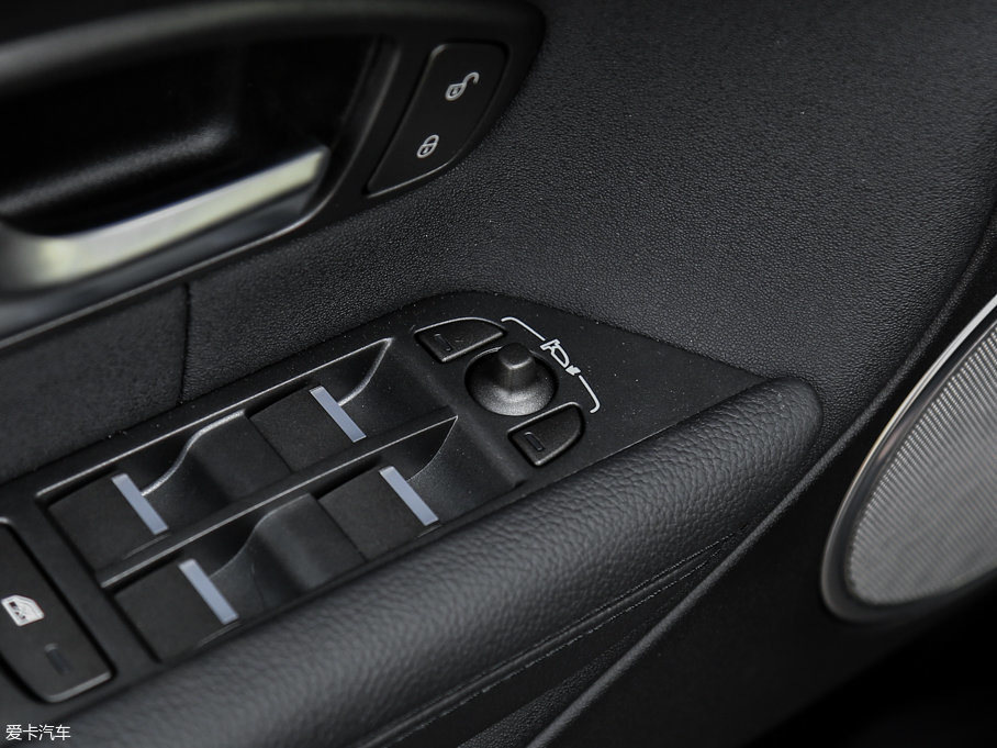 2017٘O 2.0T PURE Lа