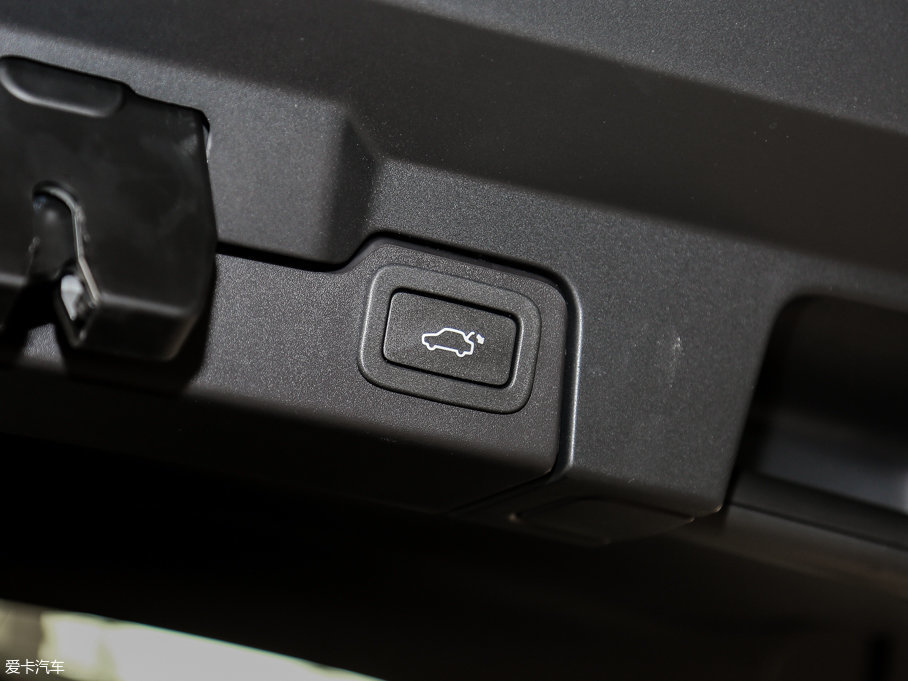 2017٘O 2.0T SE ҫ