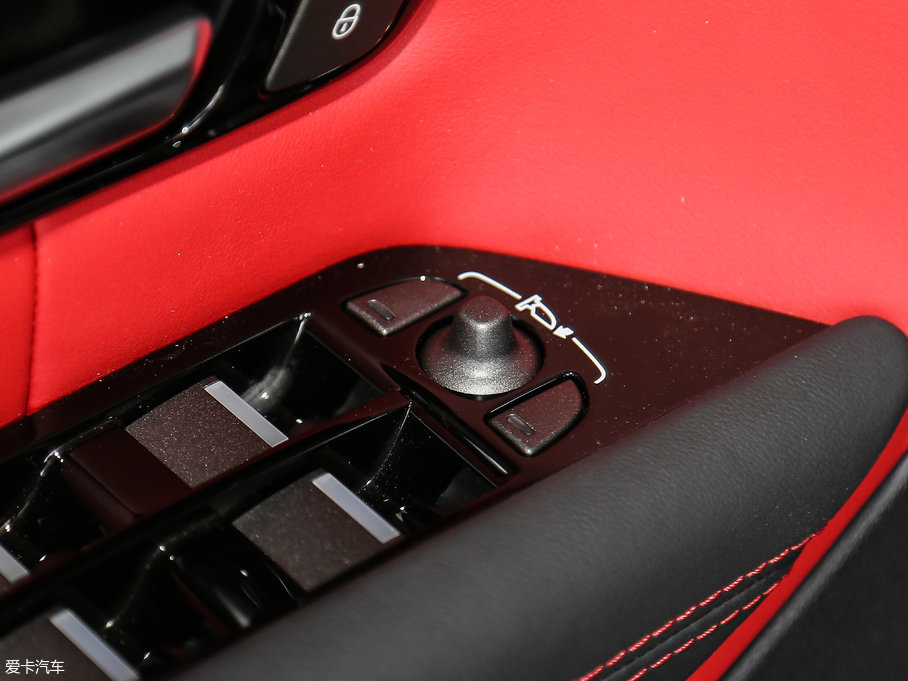 2017٘O 2.0T HSE DYNAMIC Ӱ