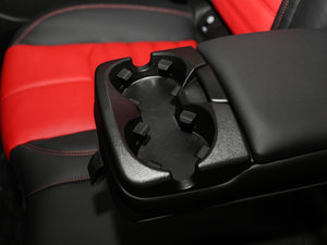 20172.0T HSE DYNAMIC Ӱ g