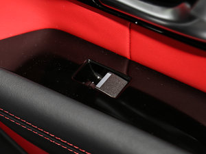 20172.0T HSE DYNAMIC Ӱ g