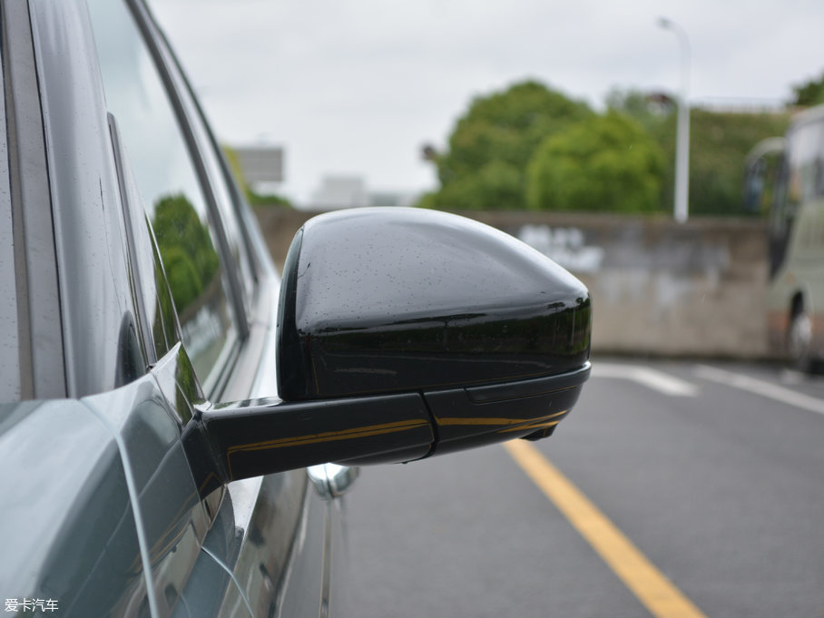 2017lF 2.0T HSE LUXURY