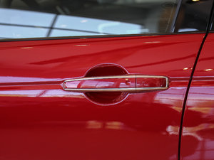 20172.0T HSE LUXURY {T