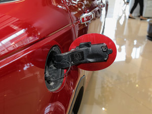 20172.0T HSE LUXURY w