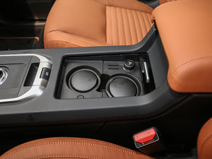 20172.0T HSE LUXURY g