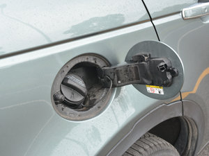 20172.0T HSE LUXURY w