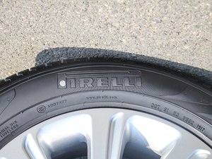 2017款2.0T SE 轮胎品牌