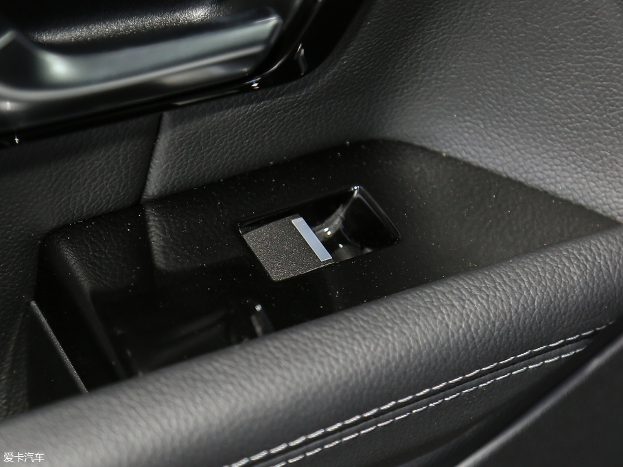 2018٘O 240PS SE DYNAMICJ