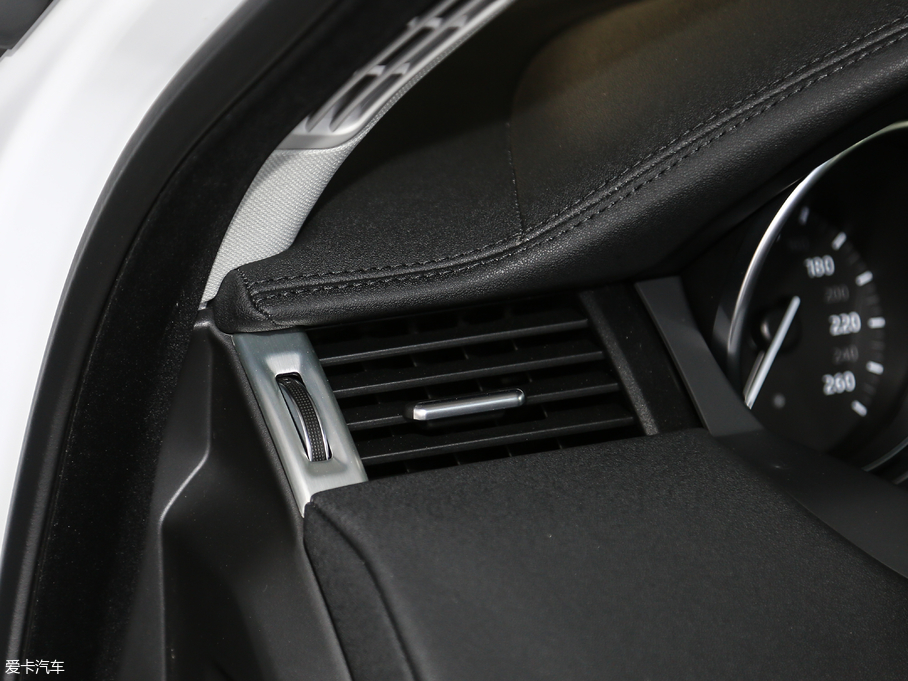 2018٘O 240PS SE DYNAMICJ