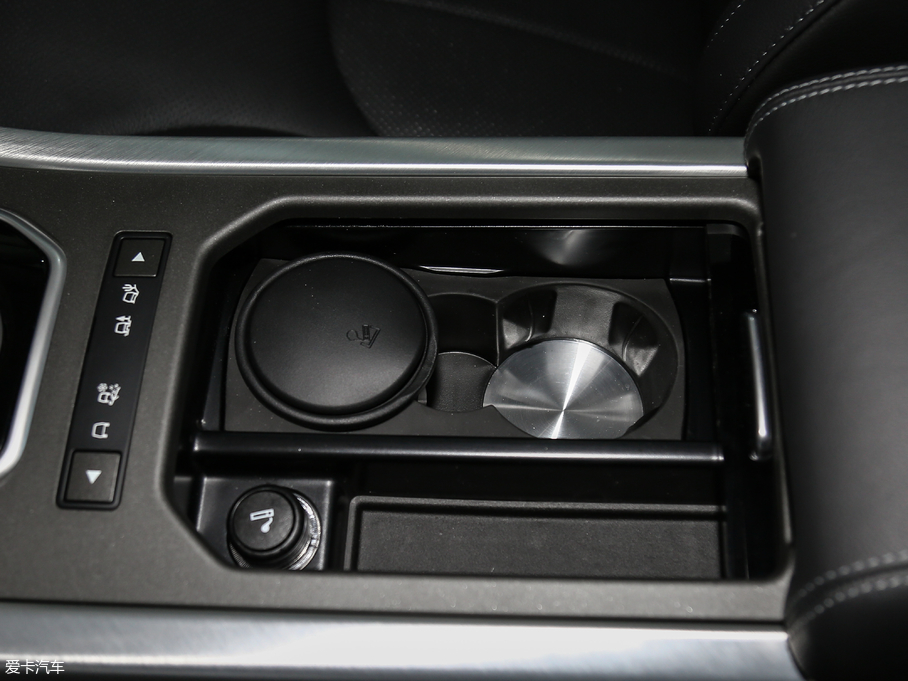 2018٘O 240PS SE DYNAMICJ