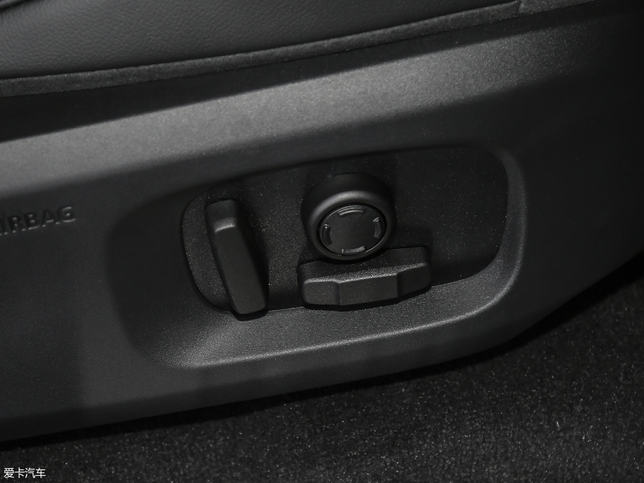 2018٘O 240PS SE DYNAMICJ