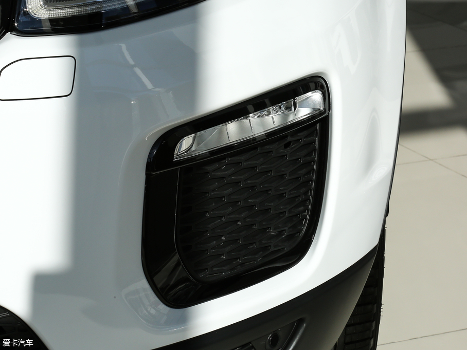 2018٘O 240PS PURE Lа