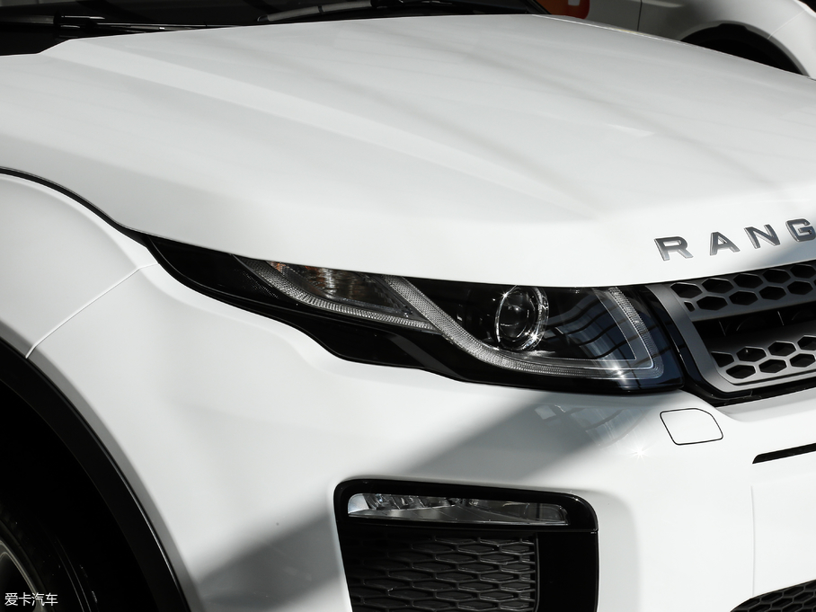 2018٘O 240PS PURE Lа