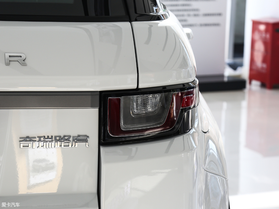 2018٘O 240PS PURE Lа