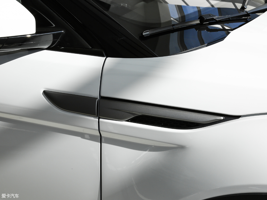 2018٘O 240PS PURE L(fng)а