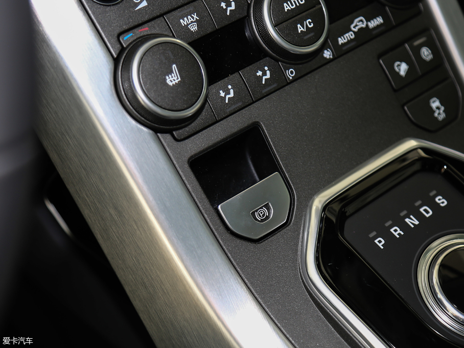 2018٘O 240PS PURE Lа