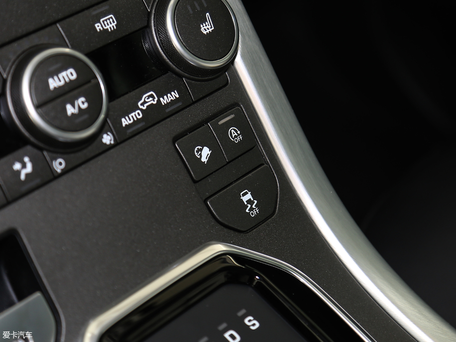 2018٘O 240PS PURE Lа