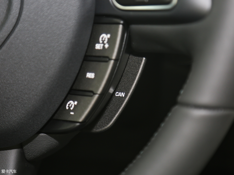 2018٘O 240PS PURE Lа