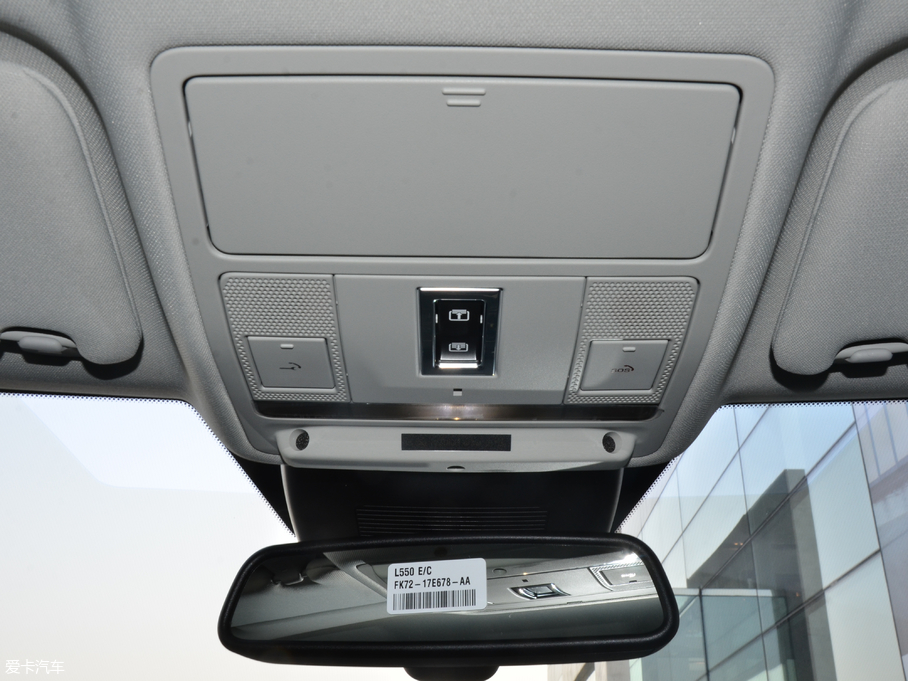 2018٘O 240PS SE ҫ