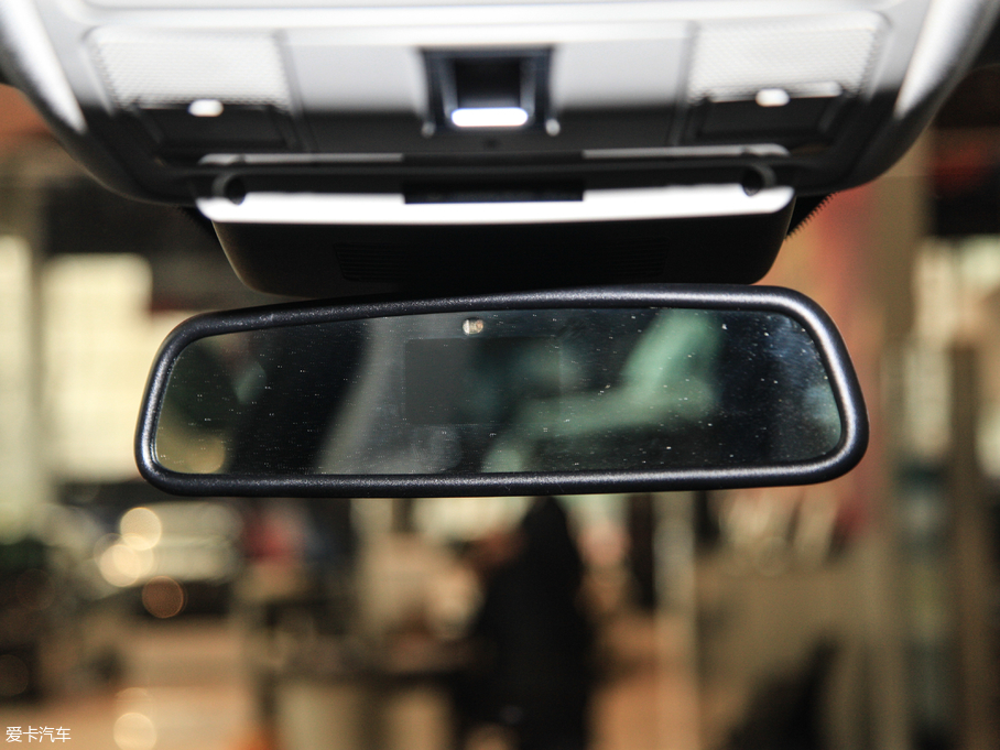 2018٘O 200PS PURE а